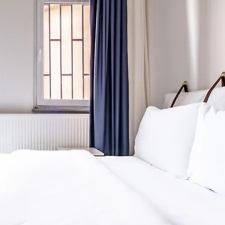 アパート Lovely Studio In Sisli With Balcony イスタンブール